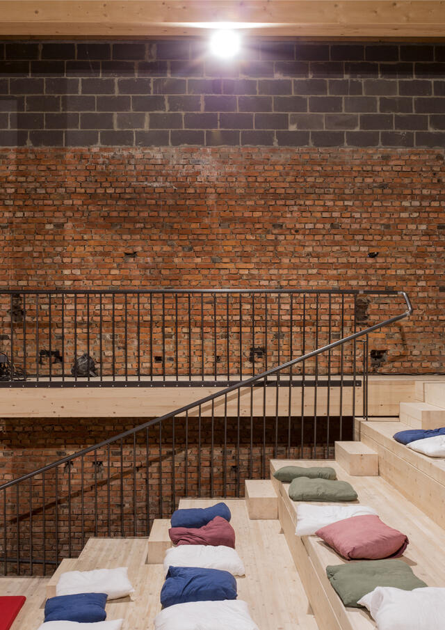 Photo des gradins depuis les gradins 