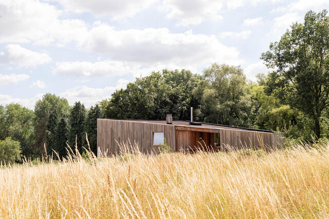 Photo de la maison depuis les champs 
