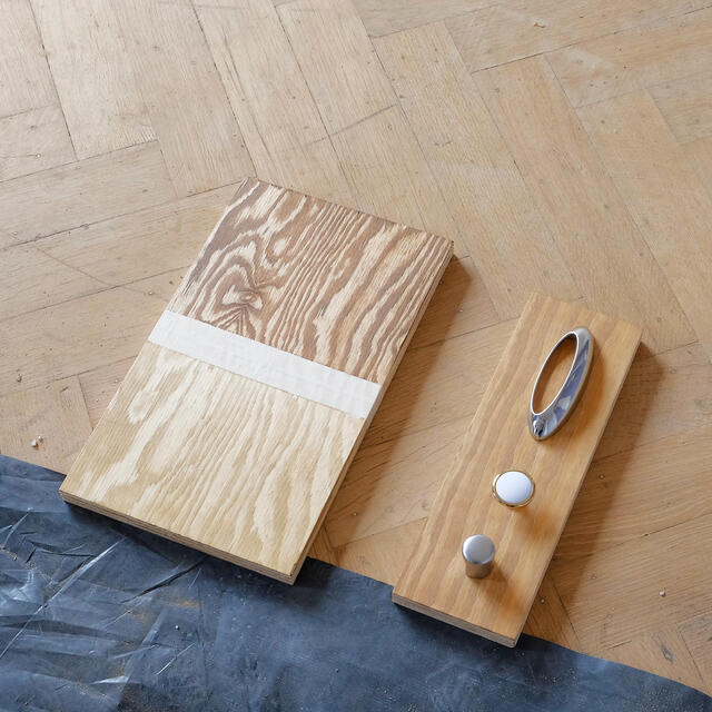 Photo des échantillons pour le face des mobiliers des studios