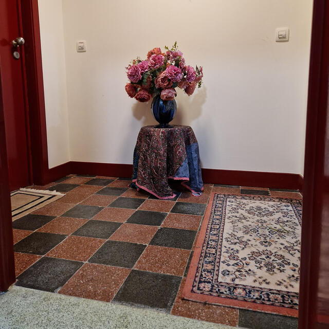 Photo - carreaux de granito réemployés in situ